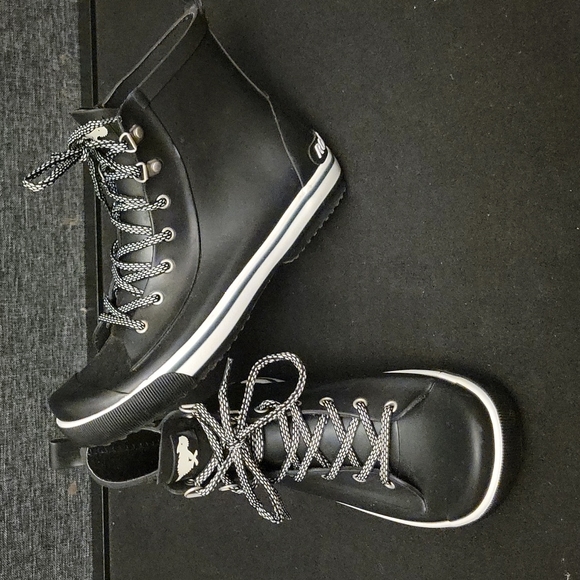 Rocket Dog| Rainy Rubber Boots Size 8.5 - Picture 1 of 8